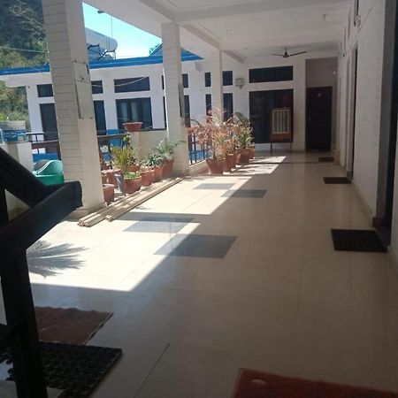 شقة Vamoose Srishty Choice Rudraprayāg المظهر الخارجي الصورة